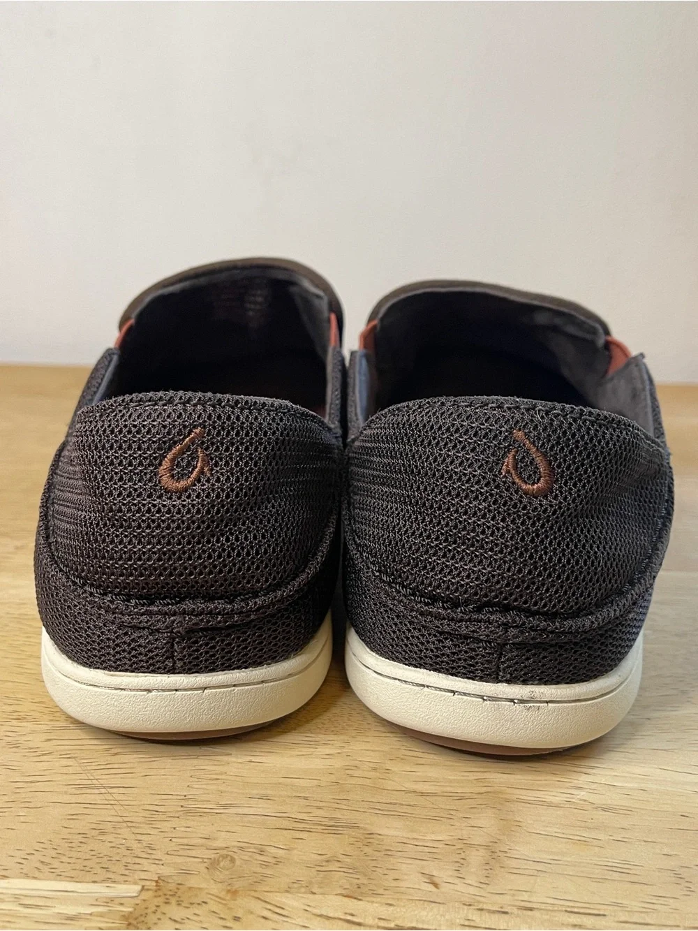 OluKai Men's Brown Nohea Mesh Slip-On Shoes Size 9.5
